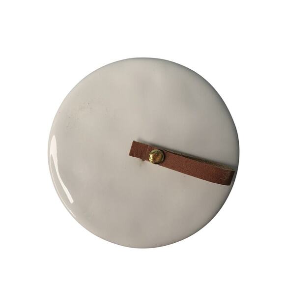 Mud Pie Bistro Cookie Jar 2017 White w/ Brown Leather 9” Tall New NWT - Picture 6 of 14